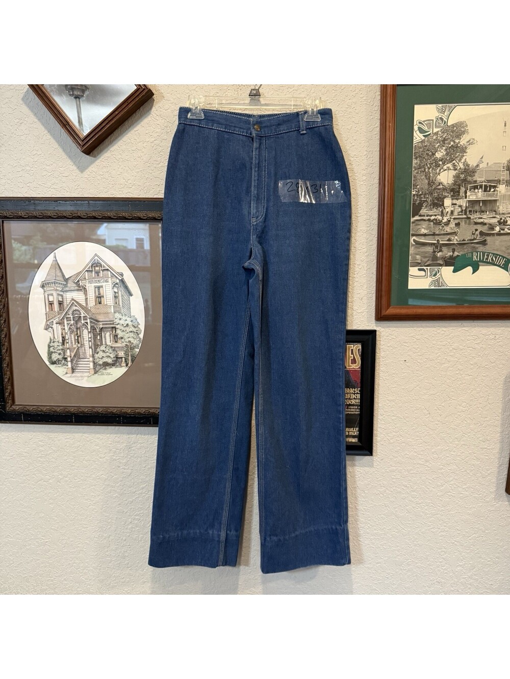 Vintage 80s Women’s Levis 544 Relaxed High Waisted Jeans 1981 Made In USA 28x31